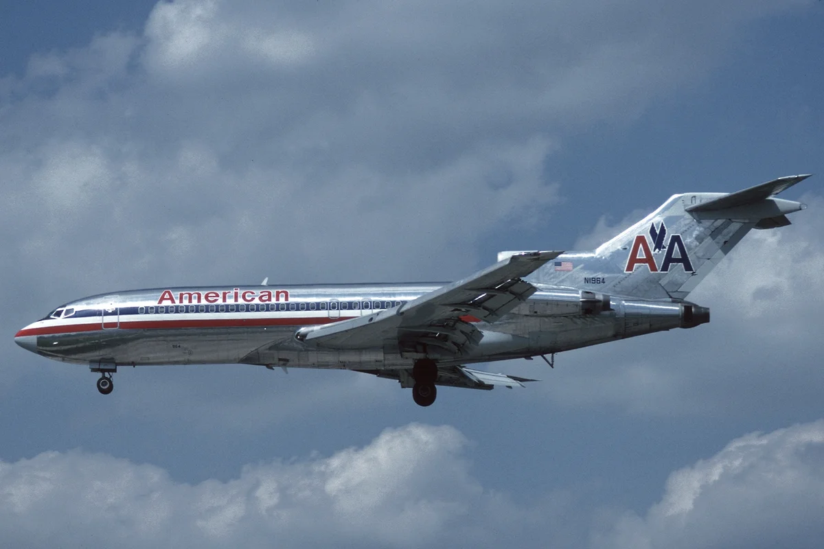 American Airlines Vignelli-era identity featuring Akzidenz-Grotesk letterforms on aircraft livery and signage